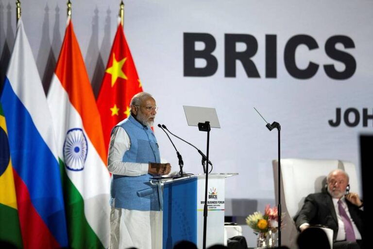क्या ब्रिक्स से किनारा कर रहा है भारत?