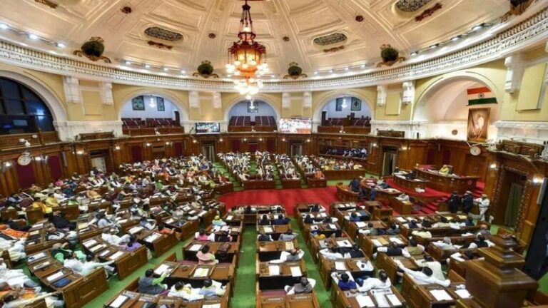आखिर विधायक का चुनाव लड़ने में कितने रुपए का आता है खर्च?