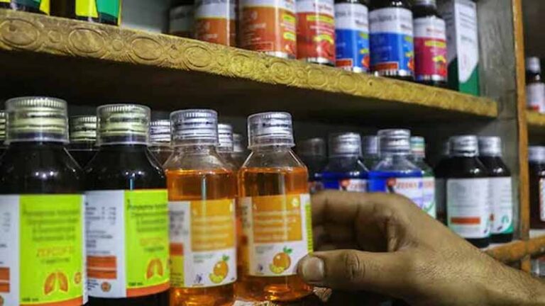 दवाओं के दुरुपयोग पर रोक: अब प्रिस्क्रिप्शन के बिना नहीं बिकेंगी सिरप दवाएं