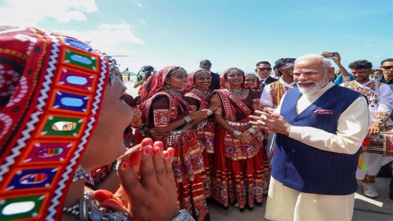 कालजयी पथ का अनवरत यात्री: श्री नरेन्द्र मोदी