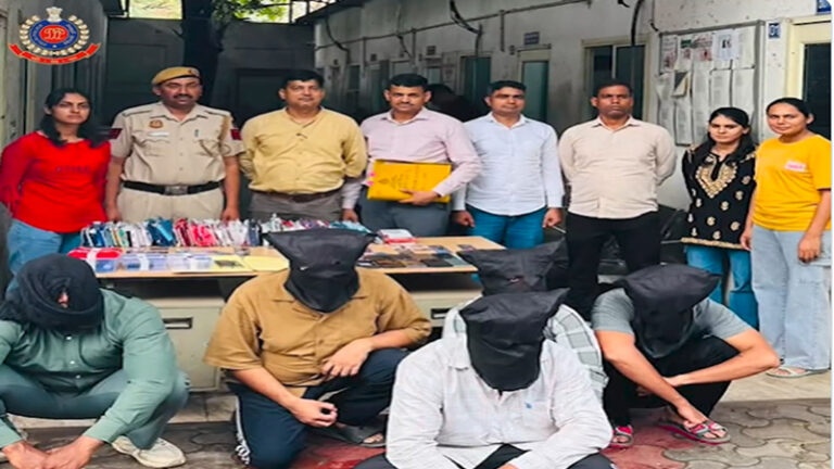 दिल्ली पुलिस ने ₹70 करोड़ के म्यूल बैंक अकाउंट रैकेट का किया भंडाफोड़, 10 आरोपी गिरफ्तार