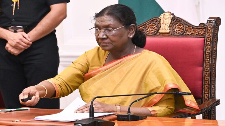 राष्ट्रपति द्रौपदी मुर्मु के कार्यकाल के चार वर्ष पूरे, राष्ट्रपति भवन में कई जनहितकारी पहलों का शुभारंभ