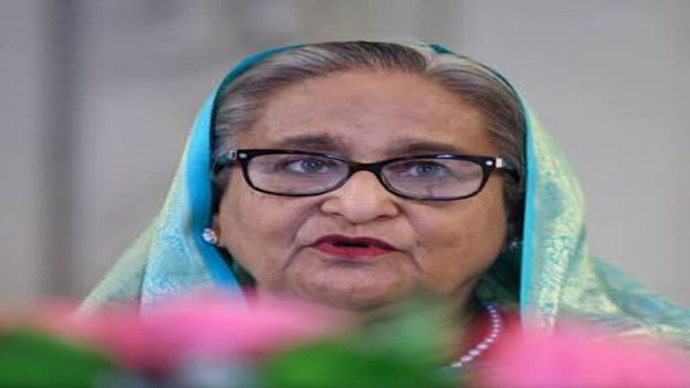 शेख हसीना का बड़ा ऐलान: गिरफ्तारी या मौत का खतरा होने के बावजूद बांग्लादेश लौटने की जताई इच्छा