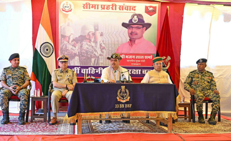 स्वतंत्रता दिवस की पूर्व संध्या पर अनूपगढ़ में BSF जवानों से आत्मीय संवाद, सीमा प्रहरियों के शौर्य को किया नमन