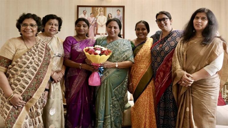 दिल्ली लक्ष्मी योजना के लिए ऑनलाइन पंजीकरण शुरू, पात्र महिलाओं को हर महीने मिलेंगे ₹2,500: मुख्यमंत्री रेखा गुप्ता