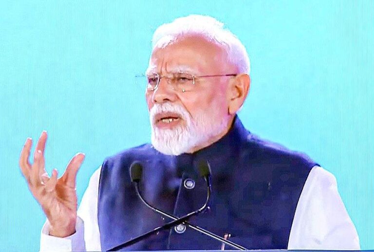 भारत किसी की कीमत पर नहीं, दुनिया के साथ और उसके लिए विकास करता है: मोदी